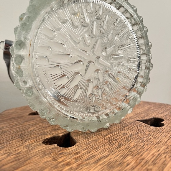 Elegant Glass Ice Bucket with Silver Handle - Picture 5 of 6